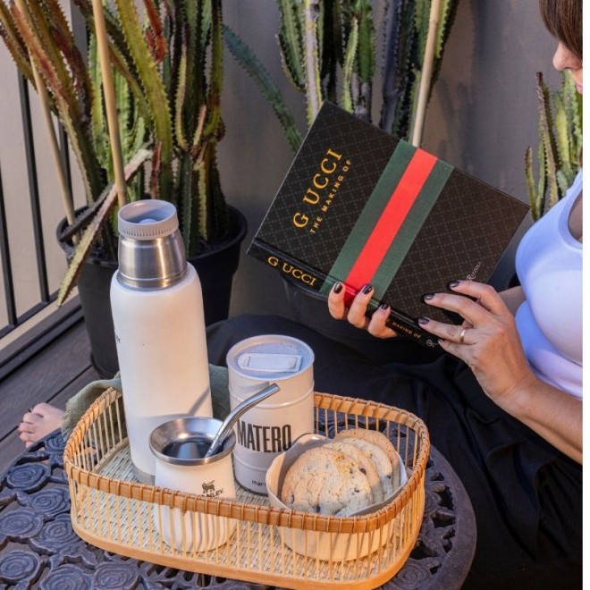 Libro Hojas Ilustrativas Gucci Negro...