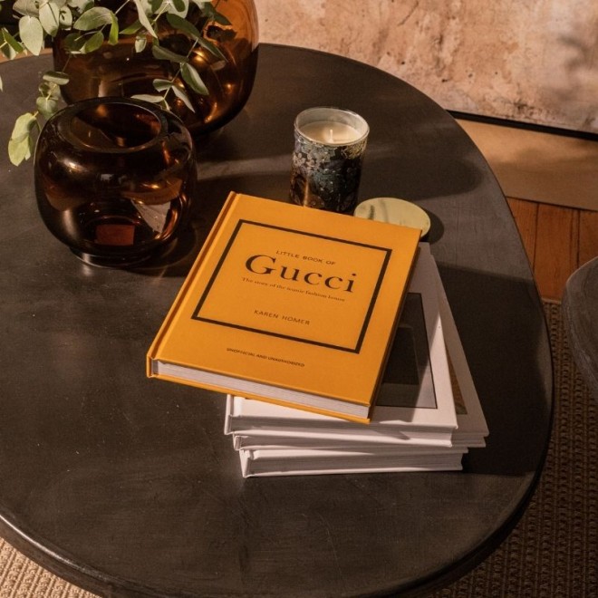 Libro Hojas Ilustrativas Gucci...