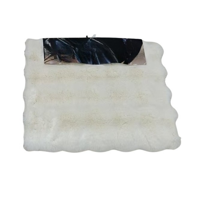 Alfombra Relieve Blanco 60cm x 40cm....